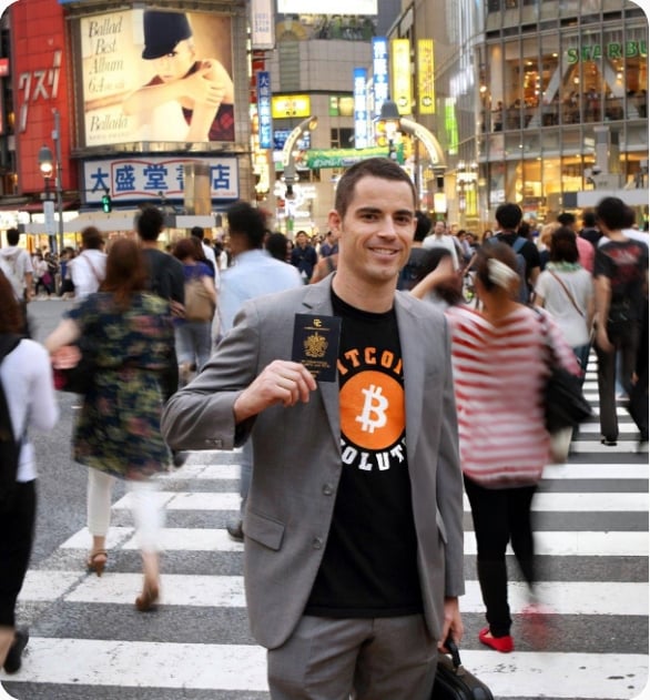 比特币耶稣Roger Ver拍片求川普特赦，马斯克反驳：你已非美国公民
