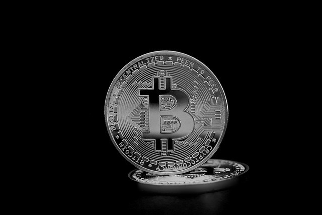 比特币暴跌回忆：稳定盈利，活到下一个黎明——交易者的心得与策略